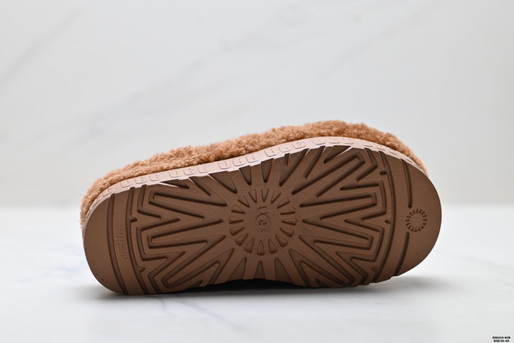 UGG Slipper Evolution Fluffy Platform Slides